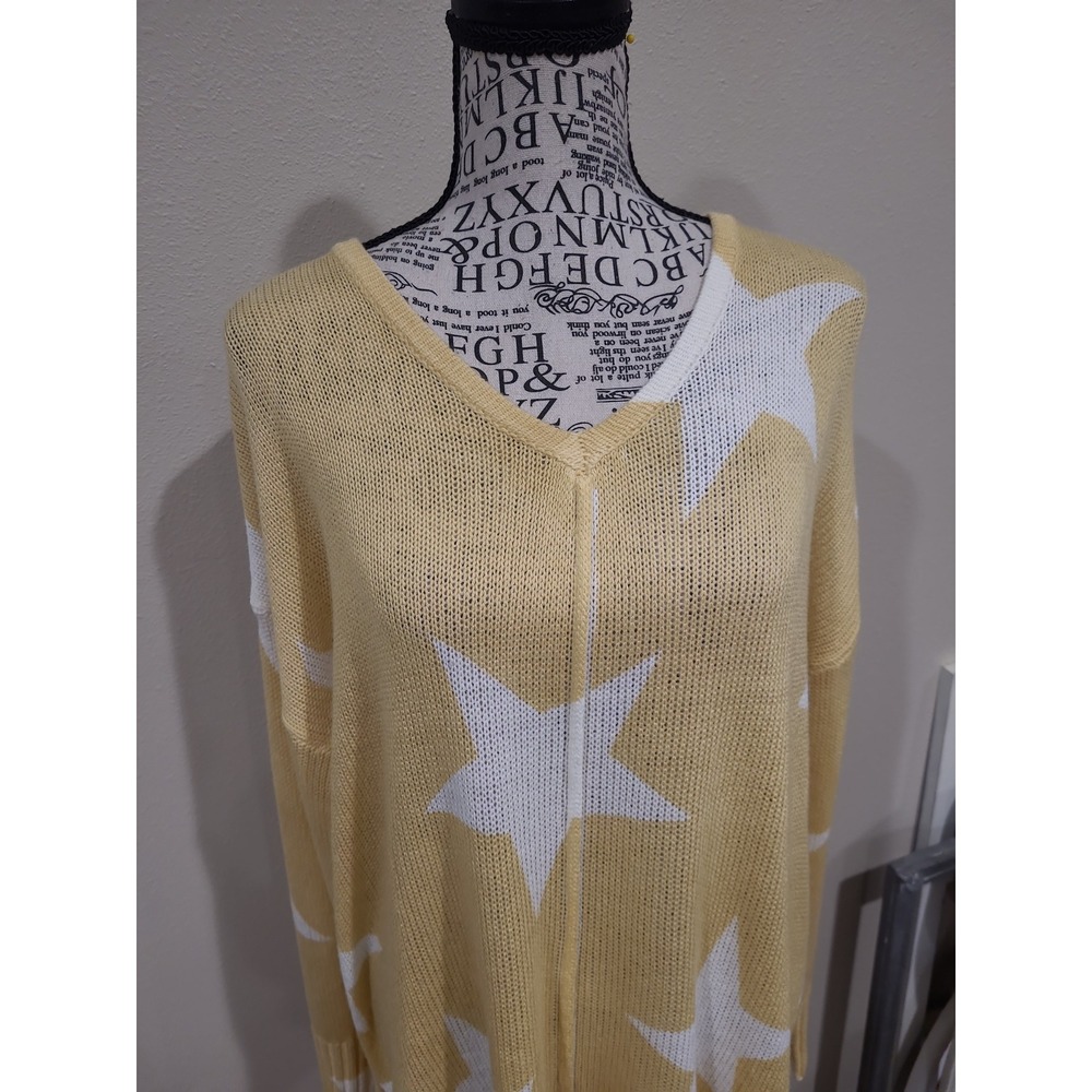 Rock & Roll Denim Women SZ M oversized V neck Star tunic Sweater Pale yellow - Picture 3 of 10